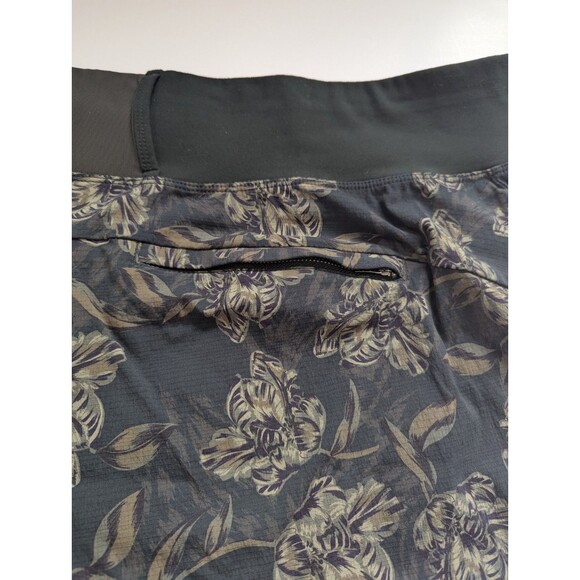 Women's Athleta Trekkie North Printed Shorts Size 26 Ripstop Outdoors Army Green - Picture 11 of 13